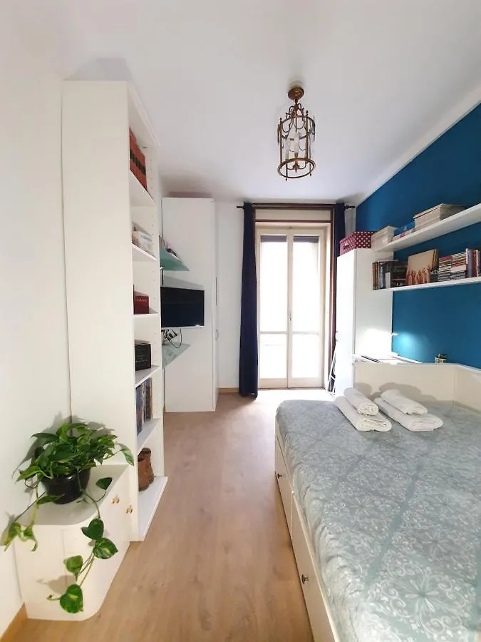 Alma Vacation Apartment In The Centre, Big Terrace Milan