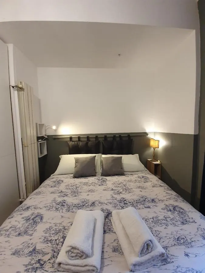 Alma Vacation Apartment In The Centre, Big Terrace Milan 0*,