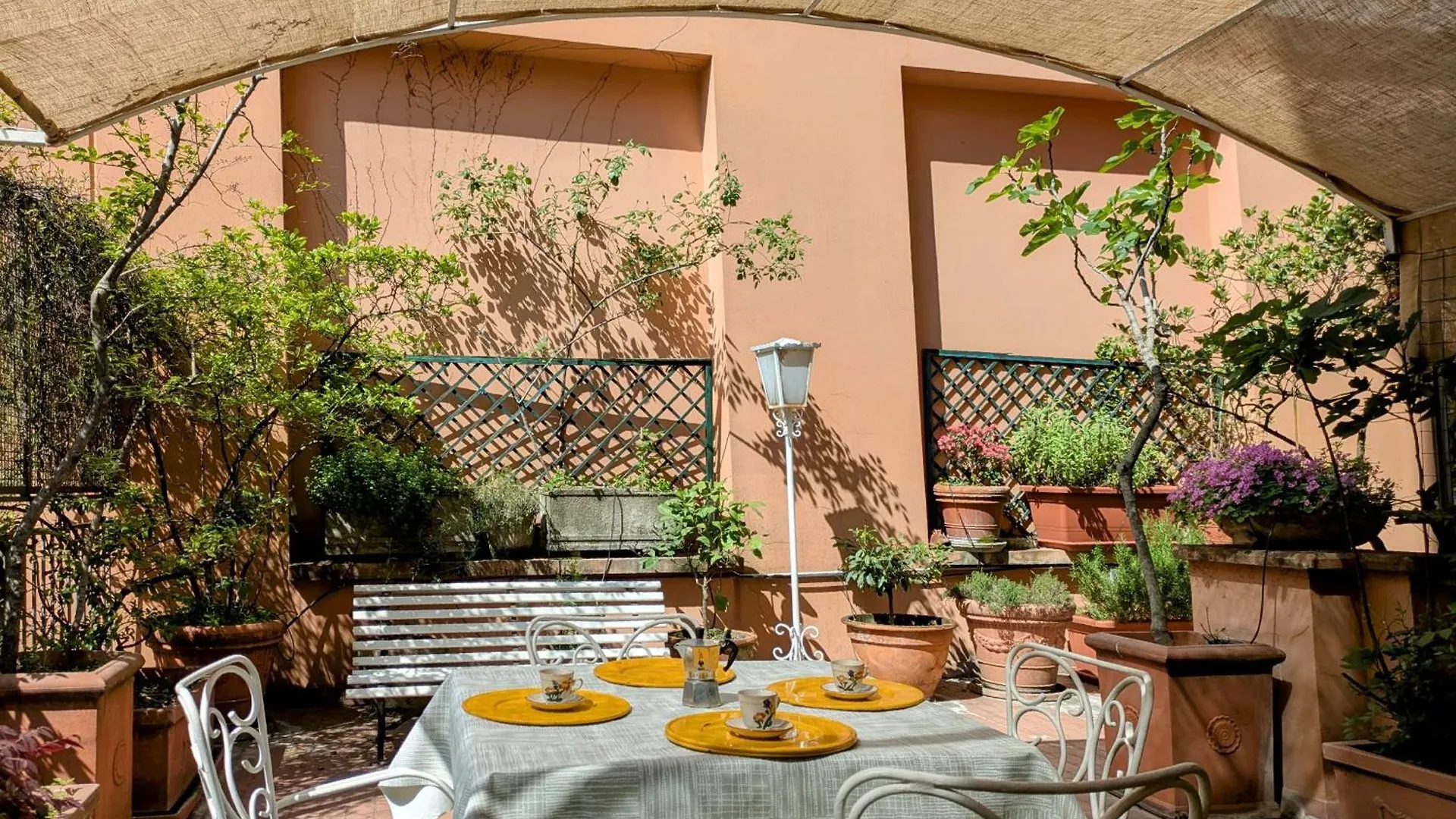 Alma Vacation Apartment In The Centre, Big Terrace Milan 0*,